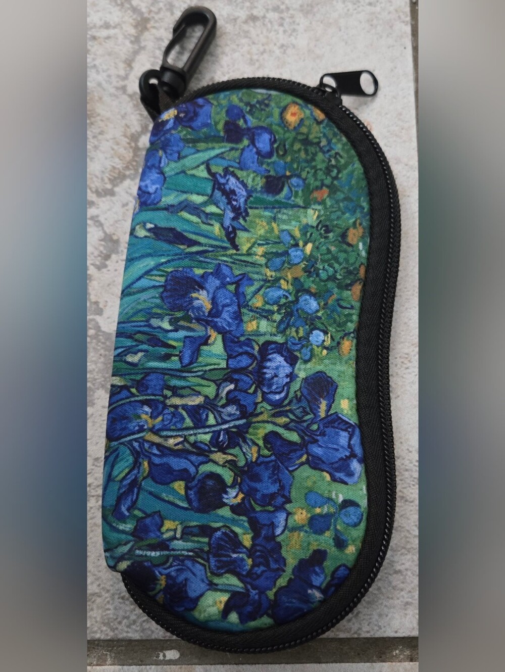 Blue Floral Iris Pattern Zip Eyewear Soft Case Protector With Clip